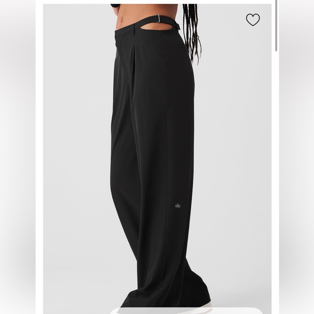 NWOT Alo Mid-rise Showdown Trousers